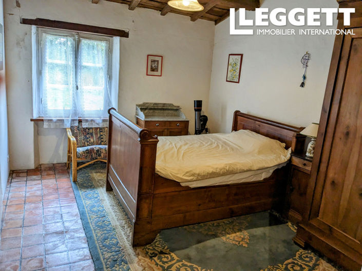 Image No.7-3 Bed House for sale