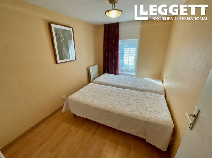 Image No.6-4 Bed House for sale