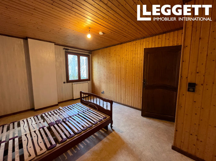 Image No.9-3 Bed House for sale