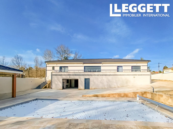 Image No.1-4 Bed House for sale