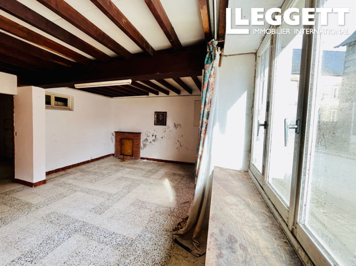 Image No.10-2 Bed House for sale