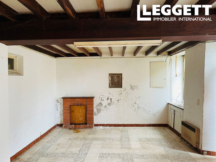 Image No.5-2 Bed House for sale