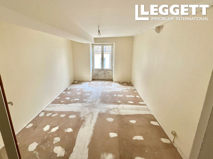 Image No.7-2 Bed House for sale