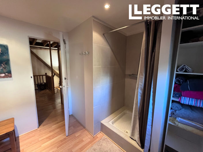 Image No.7-3 Bed House for sale