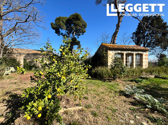 Image No.9-8 Bed House for sale