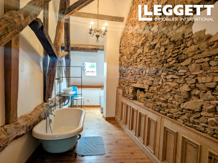 Image No.10-3 Bed House for sale