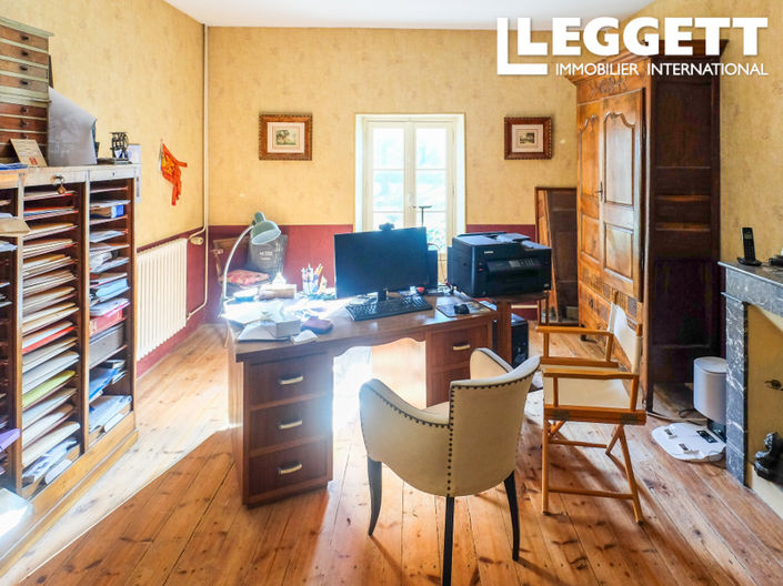 Image No.9-4 Bed House for sale