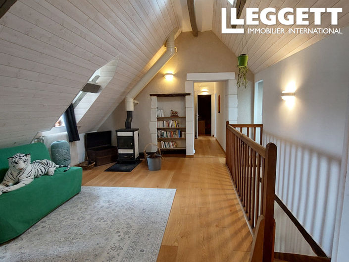 Image No.8-3 Bed House for sale