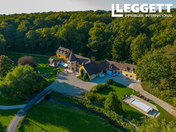 Image No.1-10 Bed House for sale