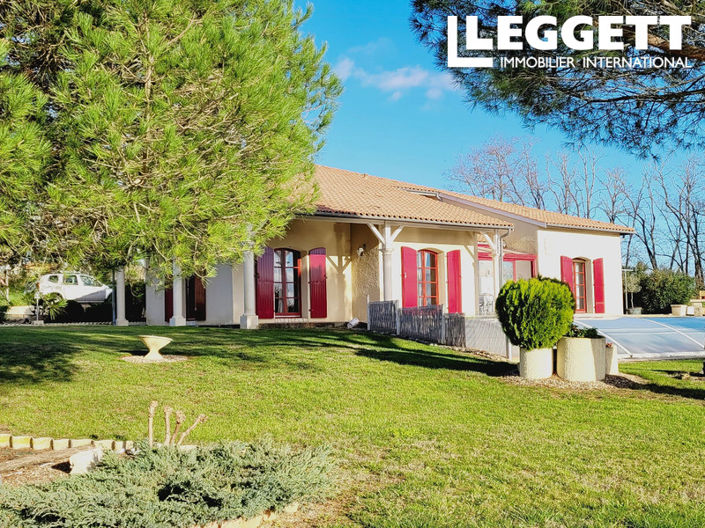 Image No.1-4 Bed House for sale