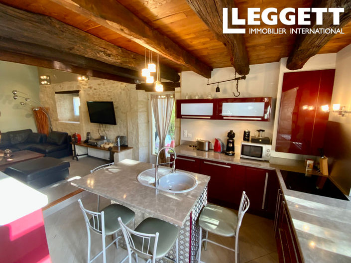 Image No.8-3 Bed House for sale