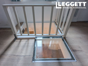 ahr0chm6ly9jzg4uagvzdglhlmltbw8vaw1hz2uvvevom