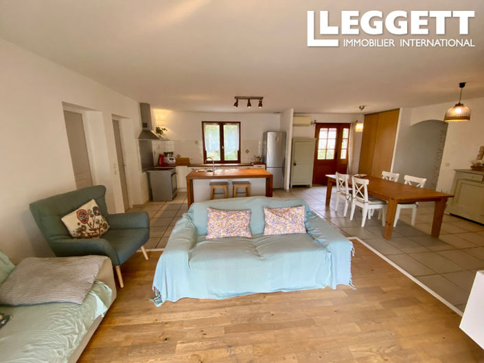 Image No.3-4 Bed House for sale