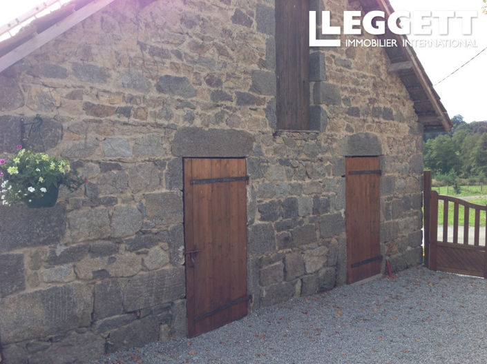 Image No.9-12 Bed House for sale