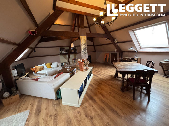 Image No.6-7 Bed House for sale