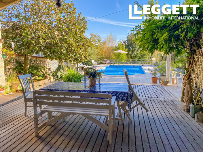 Image No.2-4 Bed House for sale