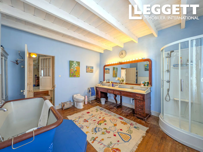 Image No.7-4 Bed House for sale