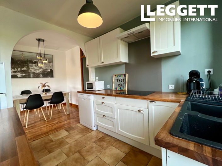 Image No.9-3 Bed House for sale