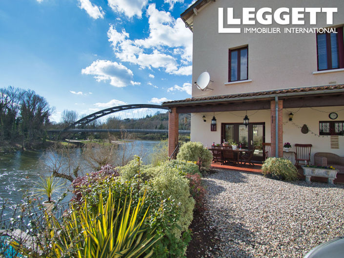 Image No.2-5 Bed House for sale