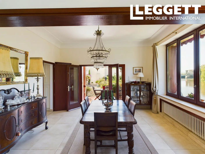 Image No.6-5 Bed House for sale