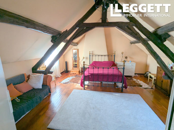 Image No.7-3 Bed House for sale