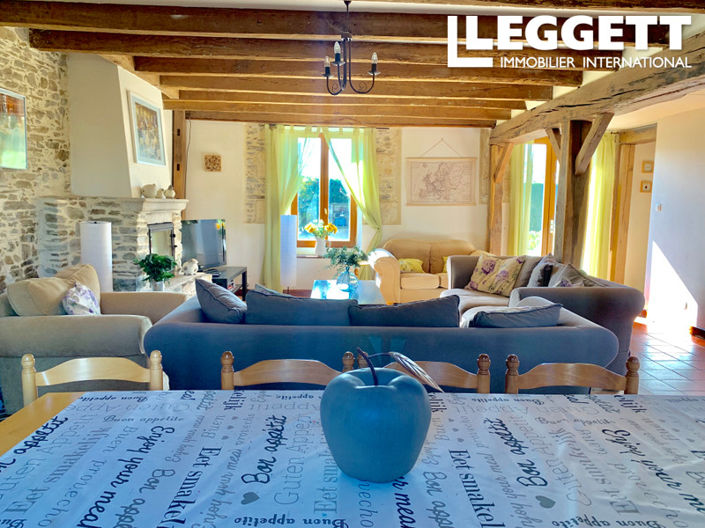 Image No.8-12 Bed House for sale