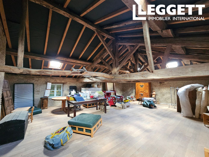 Image No.7-4 Bed House for sale