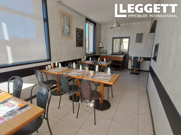 Image No.7-3 Bed Commercial for sale