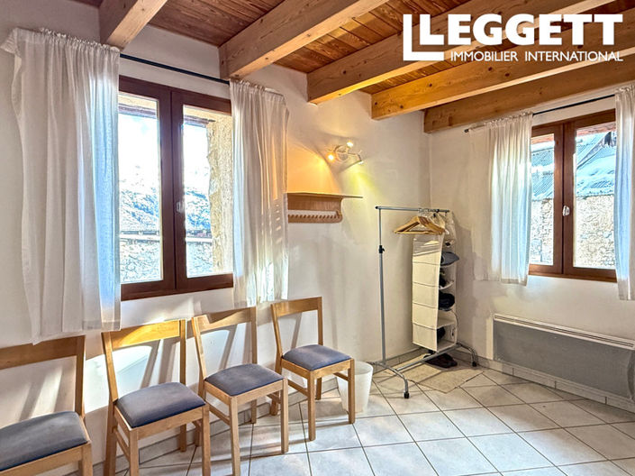 Image No.7-4 Bed House for sale