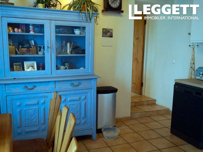 Image No.10-3 Bed House for sale