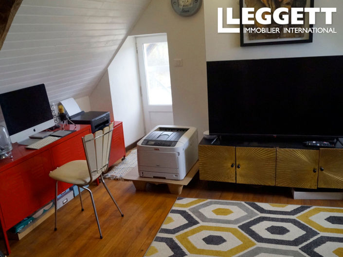 Image No.8-3 Bed House for sale