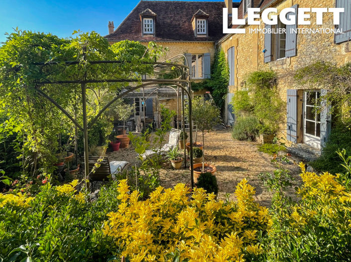 Image No.4-7 Bed Chateaux for sale