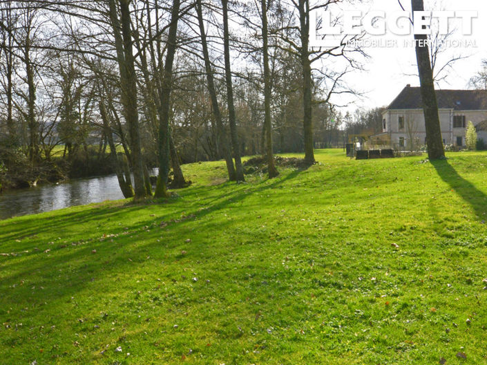 Image No.9-7 Bed House for sale