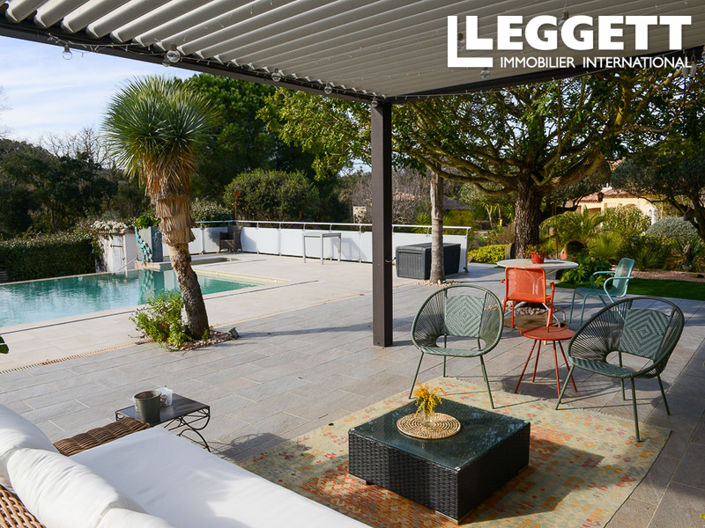 Image No.1-5 Bed House for sale