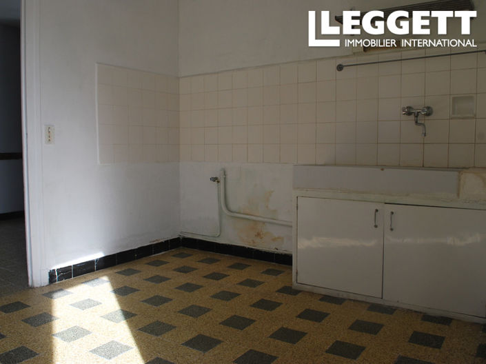 Image No.6-3 Bed House for sale