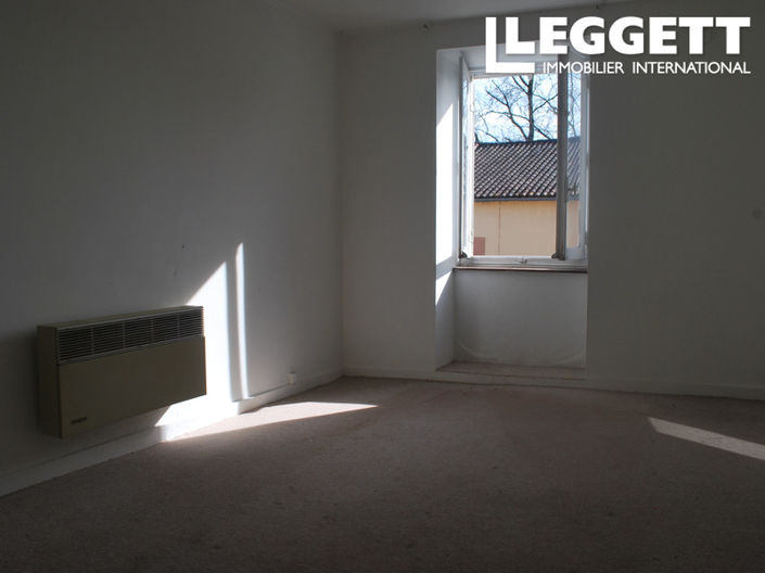 Image No.8-3 Bed House for sale