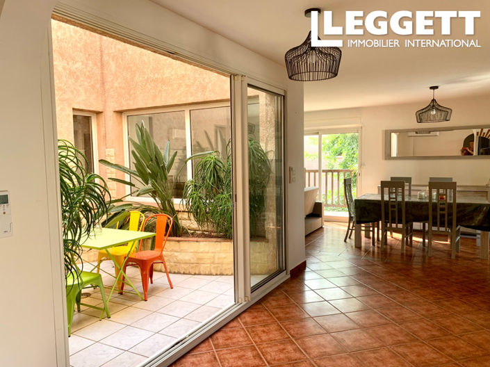 Image No.6-3 Bed House for sale