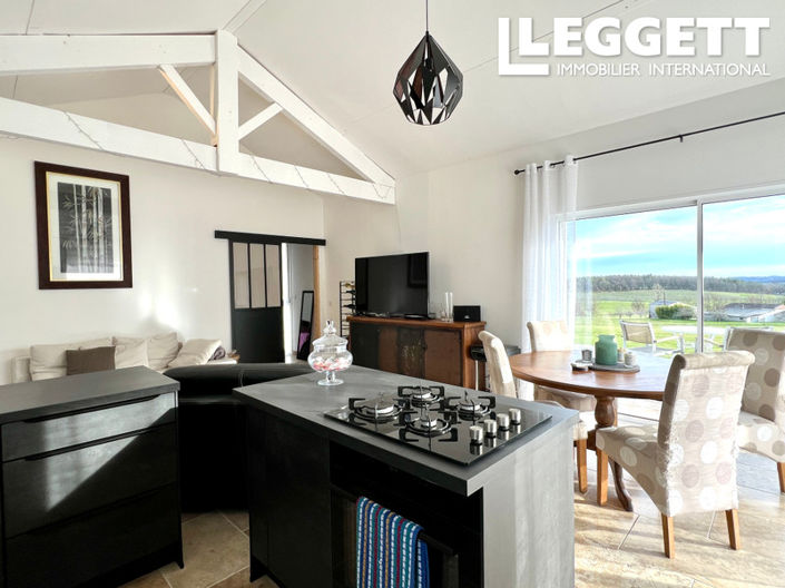 Image No.8-1 Bed House for sale