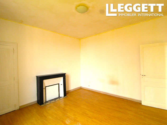 Image No.5-2 Bed House for sale