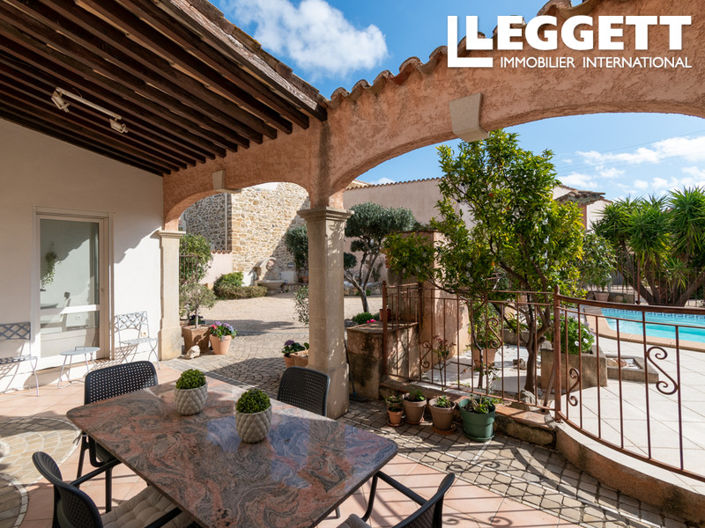 Image No.5-5 Bed House for sale