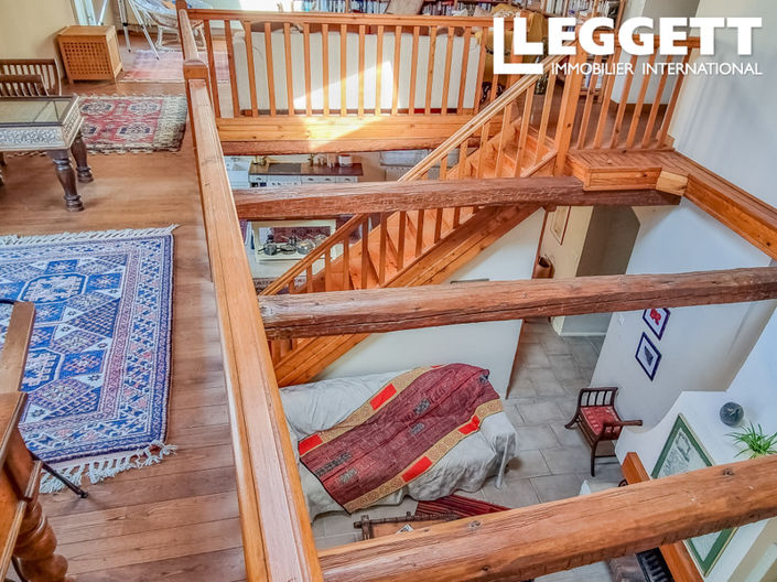 Image No.7-3 Bed House for sale