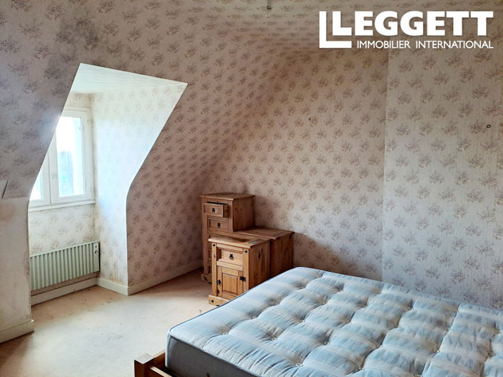 Image No.8-4 Bed House for sale