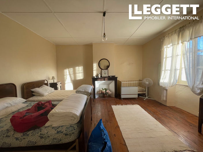 Image No.9-4 Bed House for sale