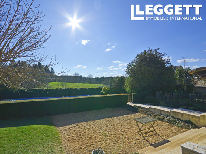 Image No.6-5 Bed House for sale