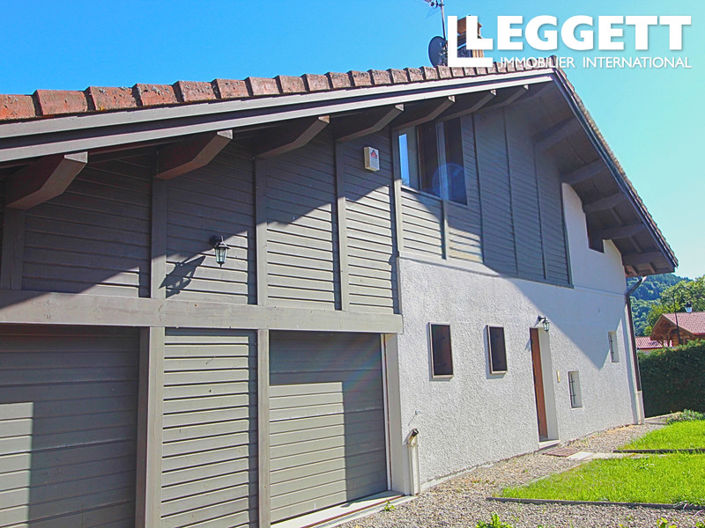 Image No.1-6 Bed House for sale