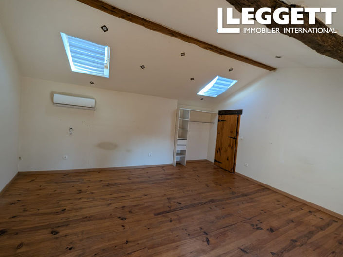 Image No.9-3 Bed House for sale