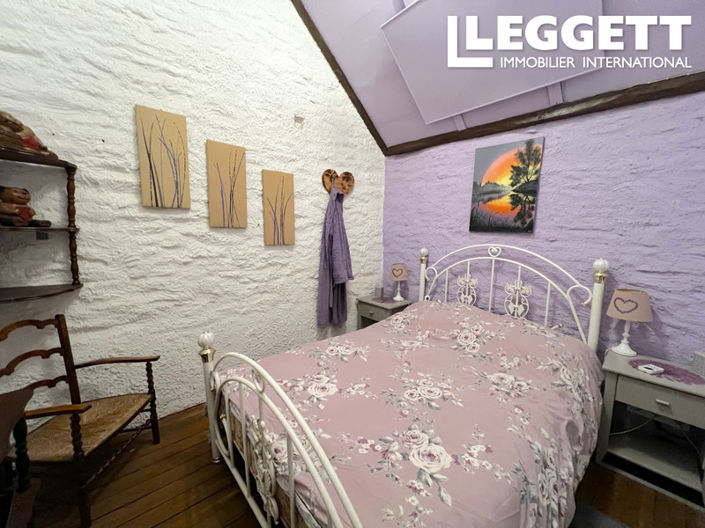 Image No.6-3 Bed House for sale