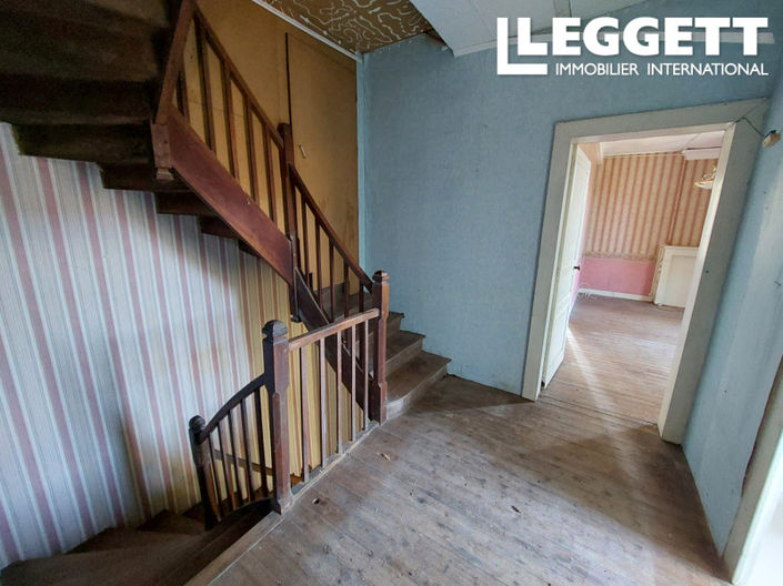 Image No.9-5 Bed House for sale