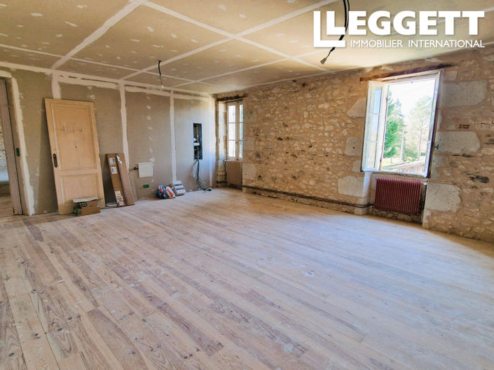 Image No.8-5 Bed Chateaux for sale