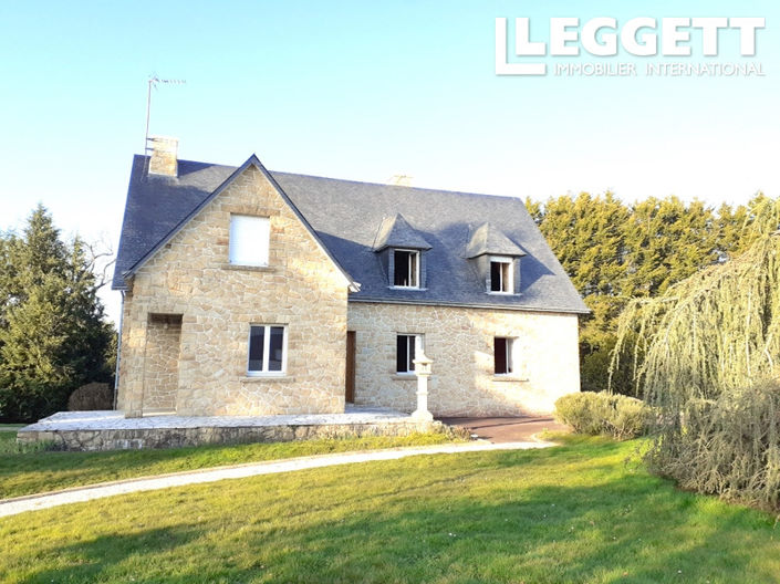 Image No.1-4 Bed House for sale